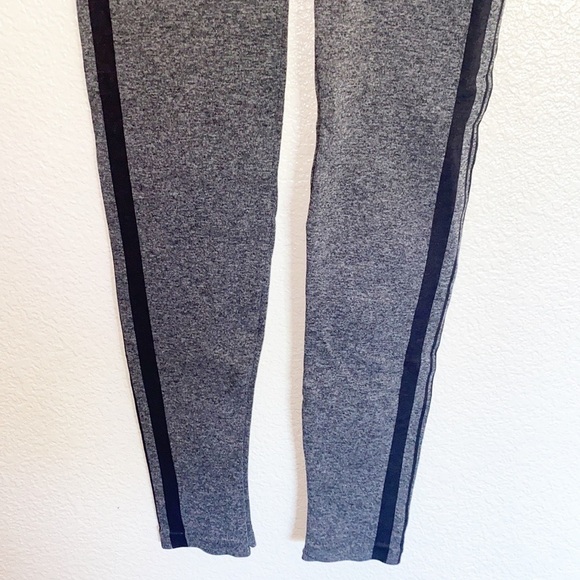 Spanx Gray And Black Seamless High Rise Side Stripe Leggings - Picture 3 of 9